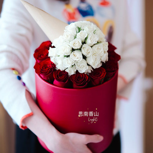 蓝色百合价格 多少钱