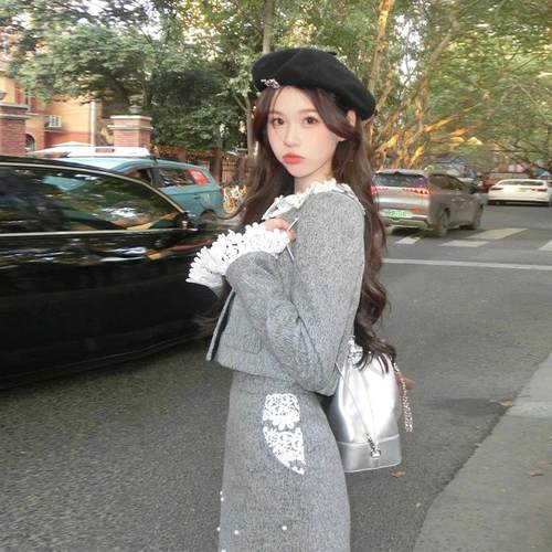 小香风法式韩剧DAZZLE高腰乡美媚