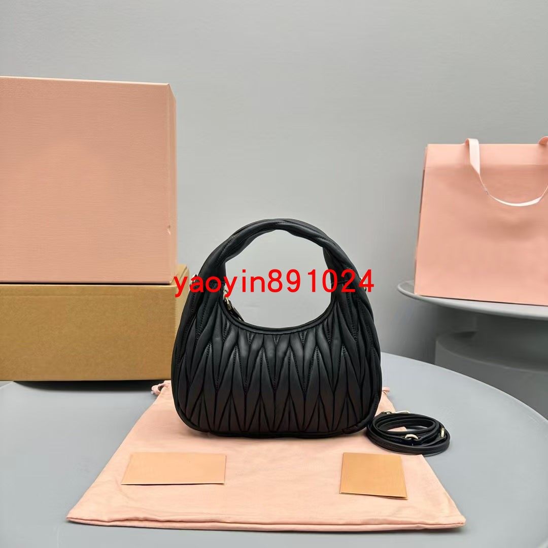 2025新款真皮女式云朵包女褶皱hobo包手提羊皮斜挎腋下包小众女包