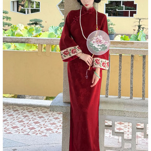 新娘敬酒礼服红墙蝴蝶 复古中式 画报夫人订婚红色旗袍冬季 加绒长袖