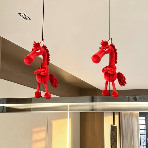 红色小马挂件2026吊灯装饰玩偶新年氛围布置马年客厅吉祥物摆件