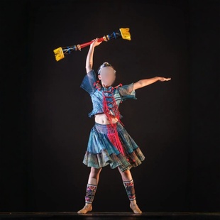 瑶族小长鼓舞表演性组合女子群舞民族舞同款舞蹈演出服专业定制