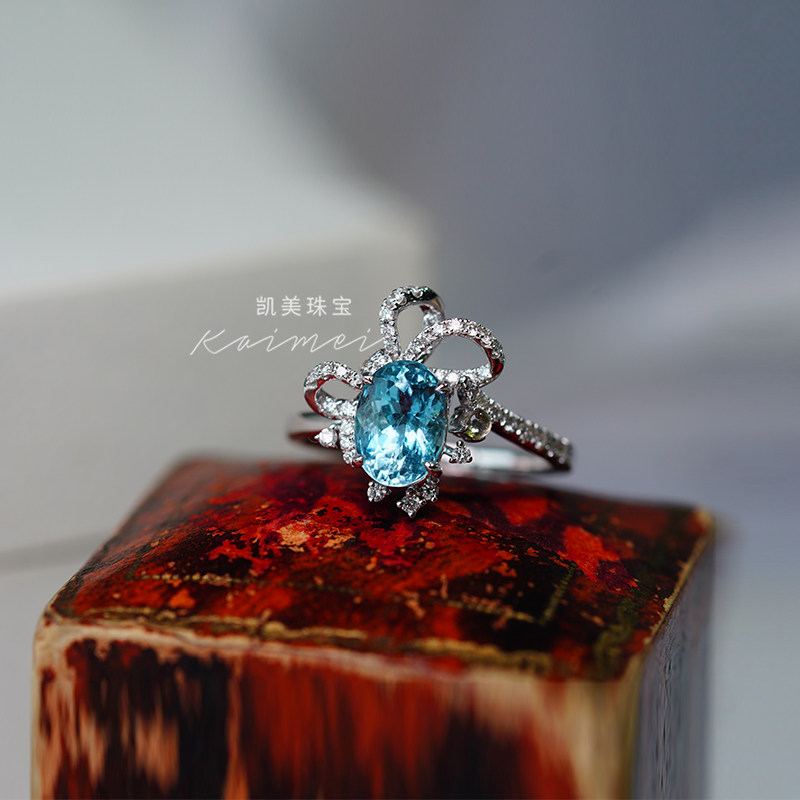 凯美珠宝 18K金天然海蓝宝戒指  蝴蝶结满钻女戒 精致优雅可定制