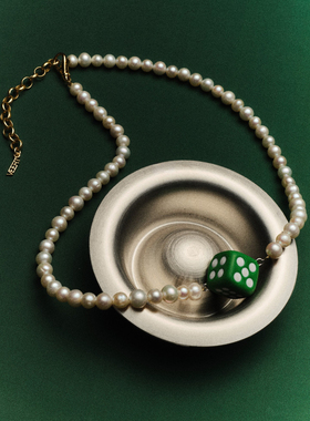 VEERT The Emperor Dice Wallet Chain 18k珍珠骰子项链