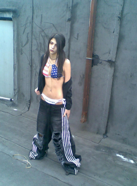 Yori Sport 5stripedenim破坏水洗牛仔侧条纹长裤