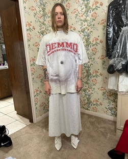 新晉品牌 DEMMO FIRST COLLECTION 短袖T恤