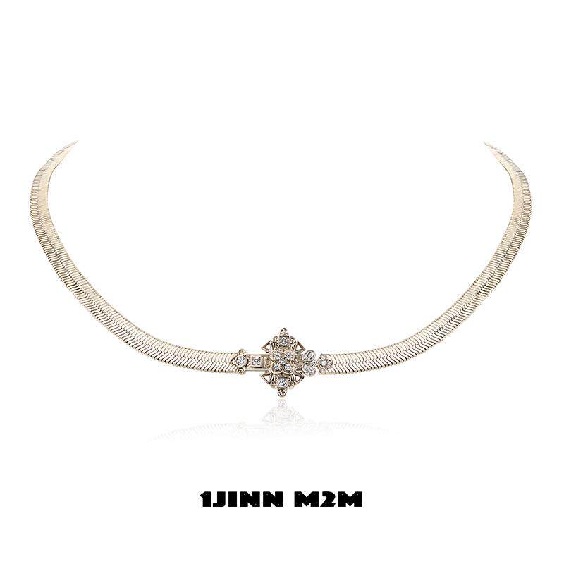 原创设计轻奢锁骨炼满镶十字架蛇骨choker小众百搭项炼