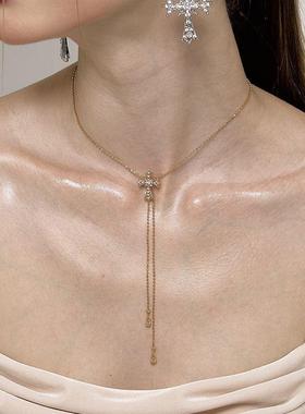 新款设计小众轻奢辣妹百搭覆古巴洛克风十字架锁骨炼