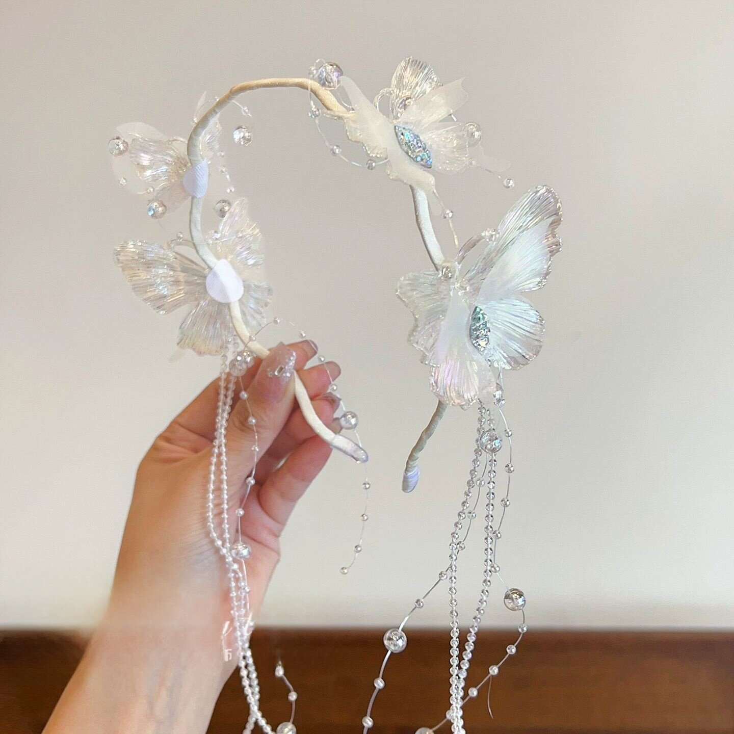 超仙蝴蝶流苏发箍儿童高级感水钻头箍小女孩表演公主发饰汉服配饰