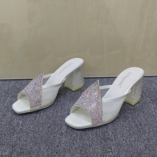 35码清仓处理露趾时尚水钻一字拖女夏季粗跟透明跟外穿百搭凉拖鞋