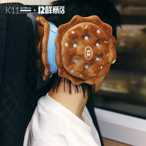 K11 12Yotems可爱搞怪桌面花艺文创礼品曲奇饼干三合一装饰摆件