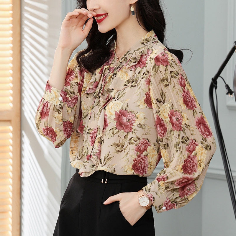 秋装2020新款女遮肚子小衫长袖衬衫洋气蝴蝶结上衣碎花大码雪纺衫