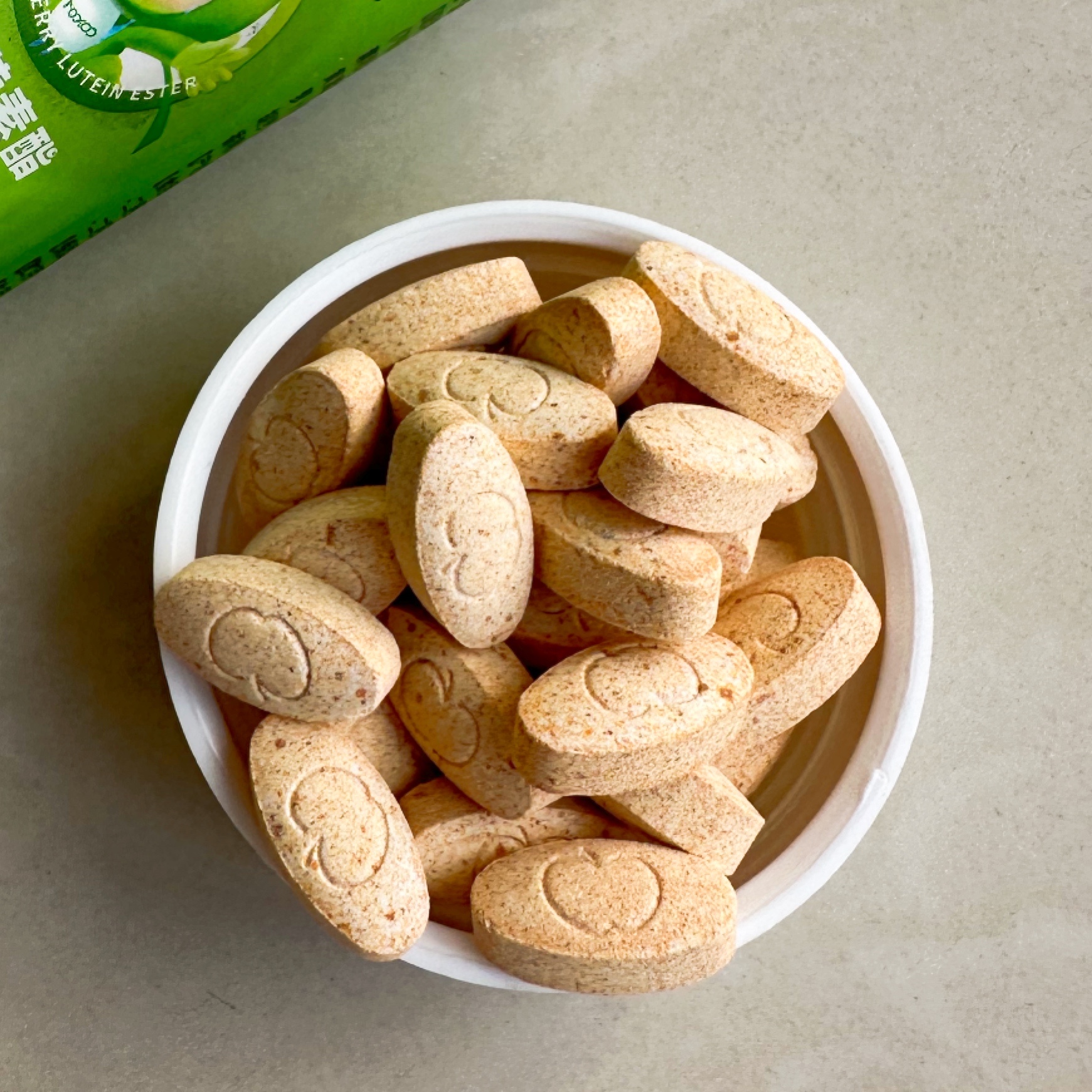 目可叶黄素酯压片糖果可蓝莓叶黄素咀嚼片营养片蓝莓片保视佳