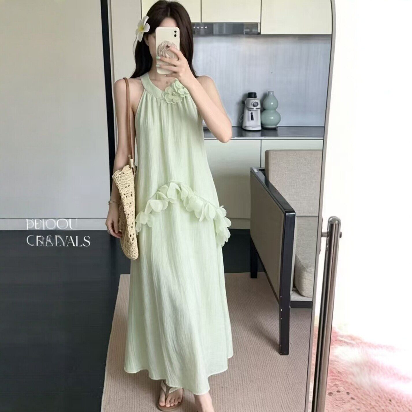 法式挂脖吊带连衣裙女夏季新款海边度假风长裙雪纺蛋糕裙文艺复古
