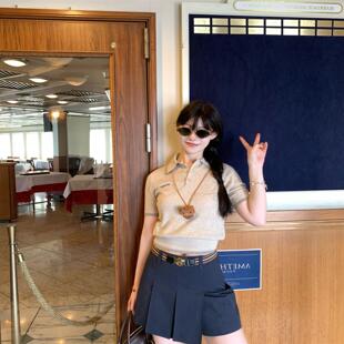 SASA法式短袖早春新款时尚洋气减龄设计感小众修身显瘦气质上衣女