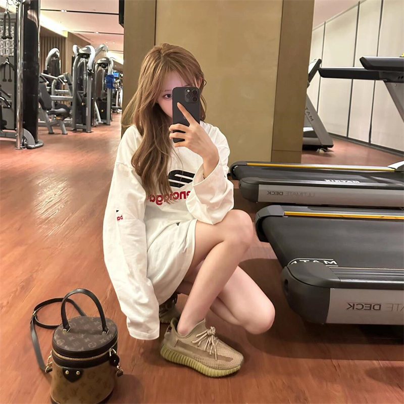 春季新款女装纯棉长袖T恤中长款宽松字母刺绣T恤寸衫时尚百搭上衣