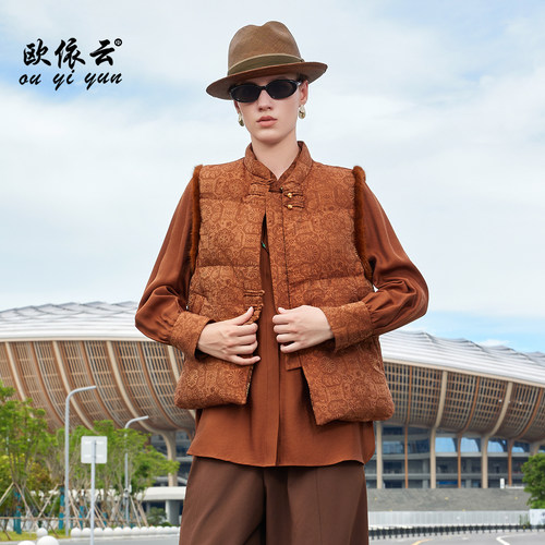 白鹅绒马甲洋气妈妈羽绒马夹外搭
