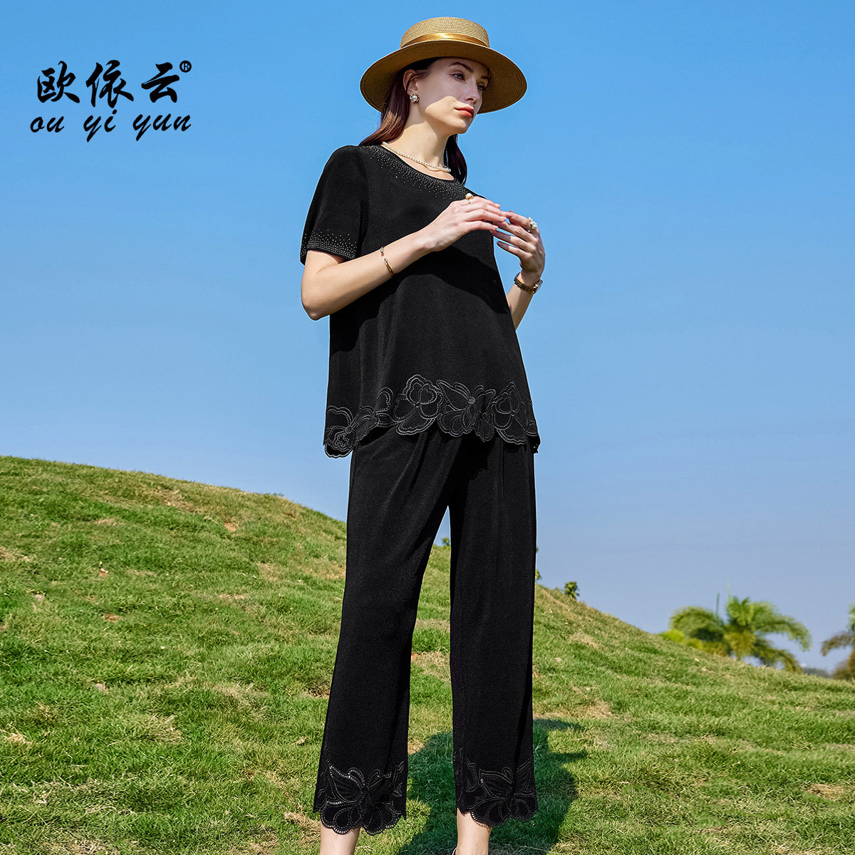 中老年妈妈夏季时尚套装两件套女图片