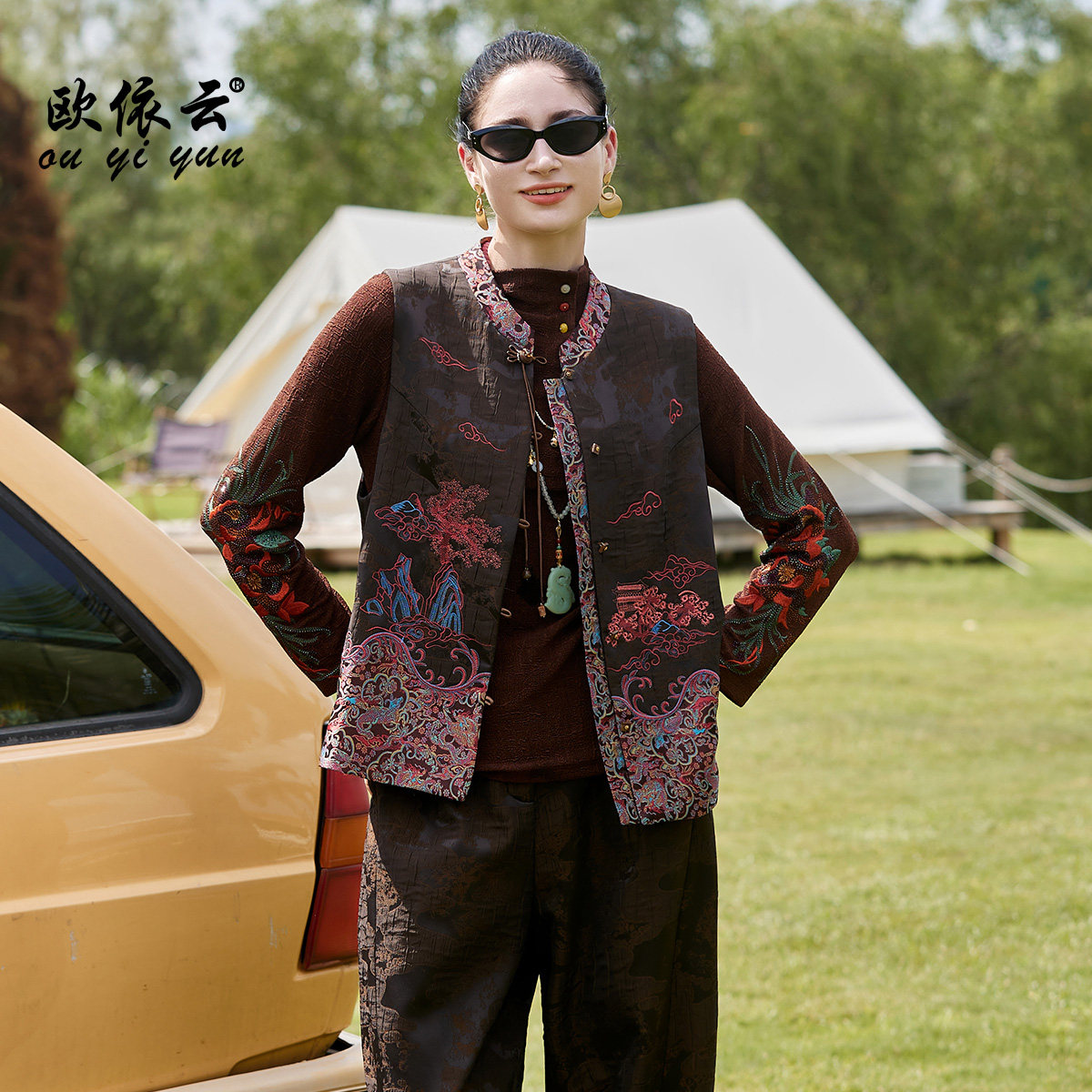中年妈妈春装马甲上衣洋气外搭女图片