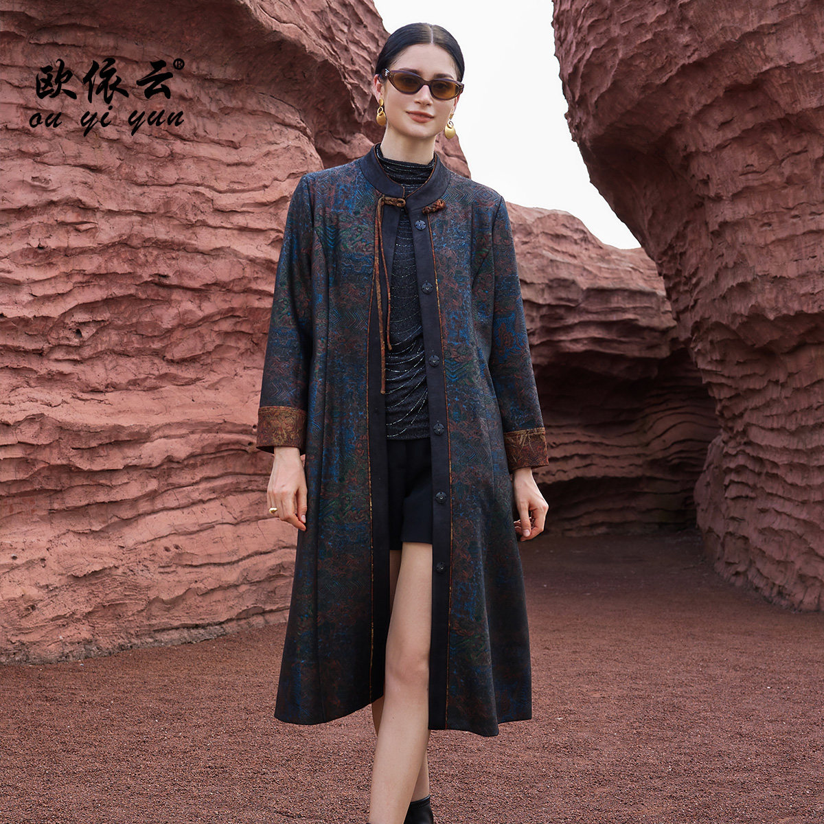 欧依云中老年妈妈秋装外套洋气显瘦轻奢气质风衣女中长款2026新款