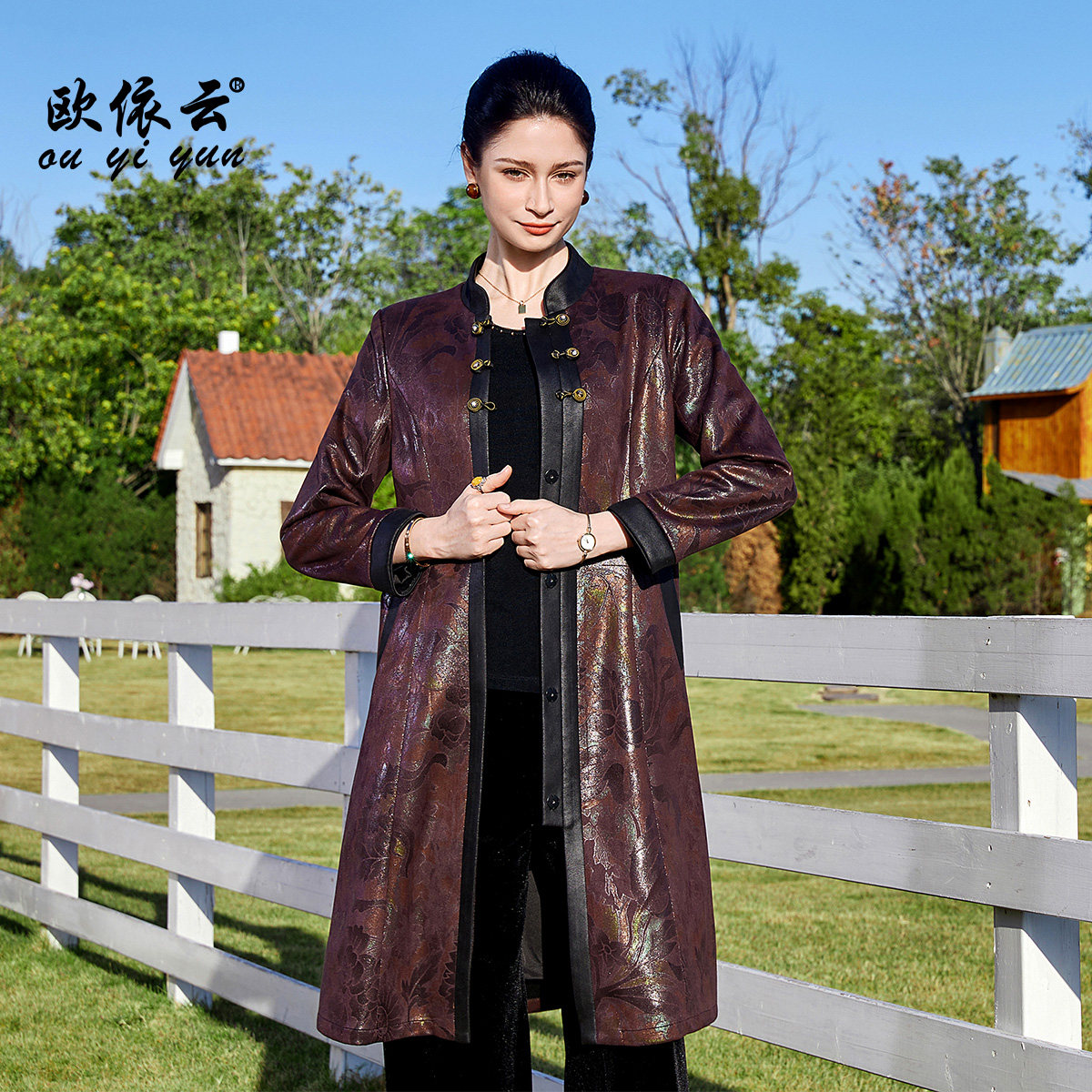 中老年妈妈春装外套修身显瘦风衣图片