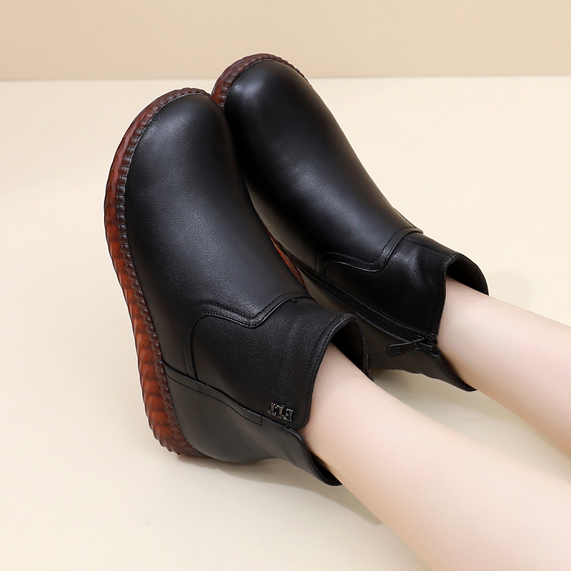 牛皮软底妈妈鞋冬季加绒保暖棉鞋