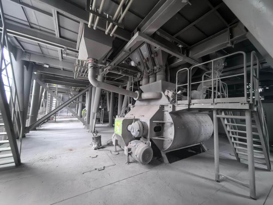 3月31日惠州变卖广东省惠州市惠城区的一组中联牌混凝土搅拌站设备网络拍卖公告