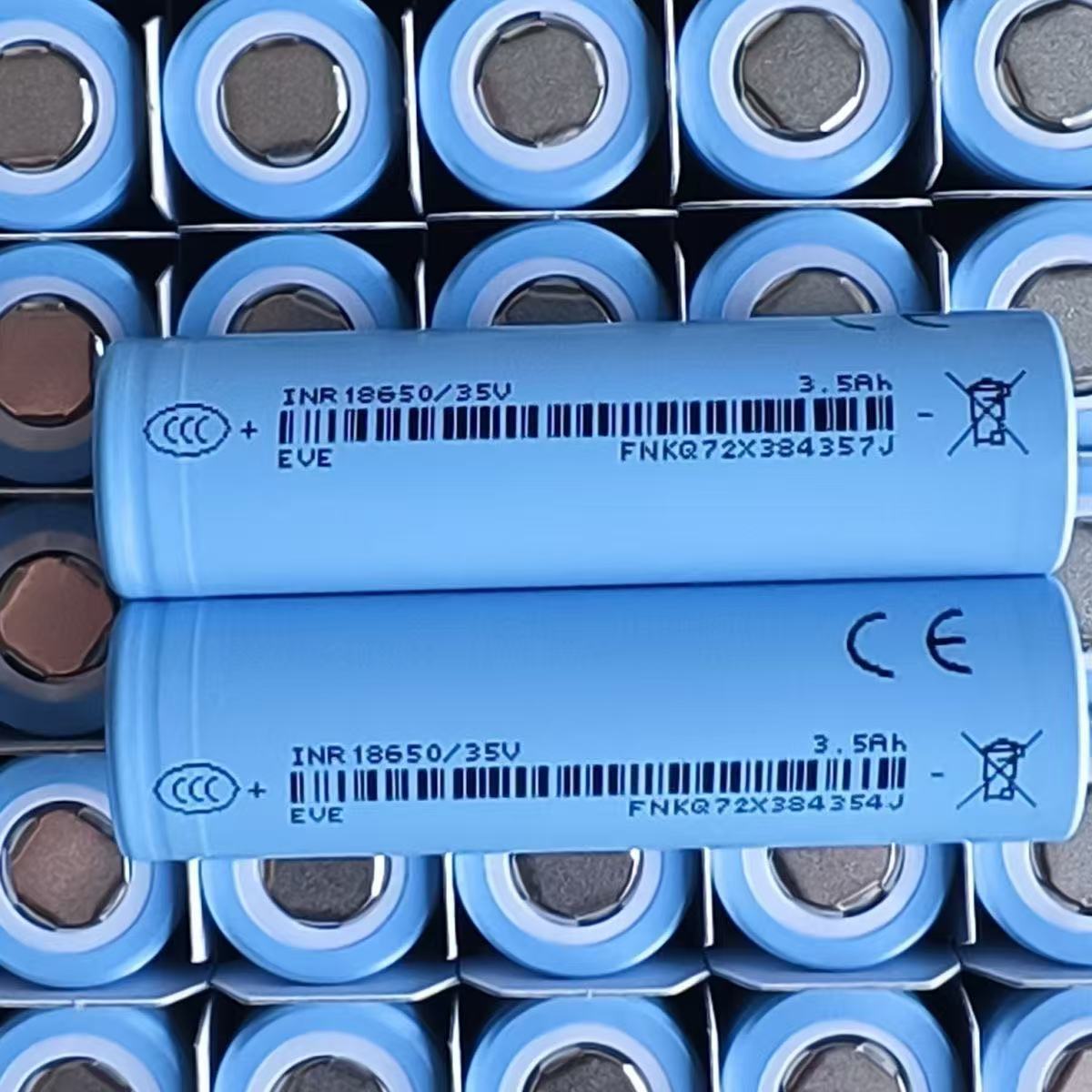 18650锂电池3000mAh3.7v10C功率