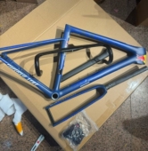 sl8蓝牛车架碳纤维超轻自行车竞赛级碳纤维自行车车架