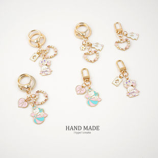 可爱兔子小猪猫花花卡通情侣钥匙扣挂件男女网红包包挂饰创意礼品
