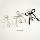 小红书小众设计简约甜美珍珠蝴蝶结爱心车钥匙扣airpods挂件包包