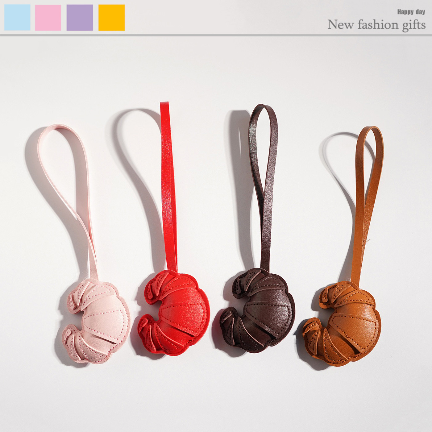 新款可爱卡通牛角包PU挂件创意少女心包包挂饰送闺蜜礼物