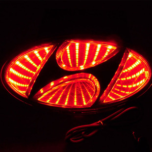 适用现代汽车标志发光车标灯IX35悦动途胜索纳塔前后车标亮光改装