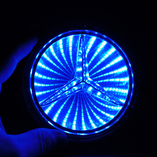 适用奔驰汽车后标发光S350标志带灯S300L后尾车标灯发光led灯改装