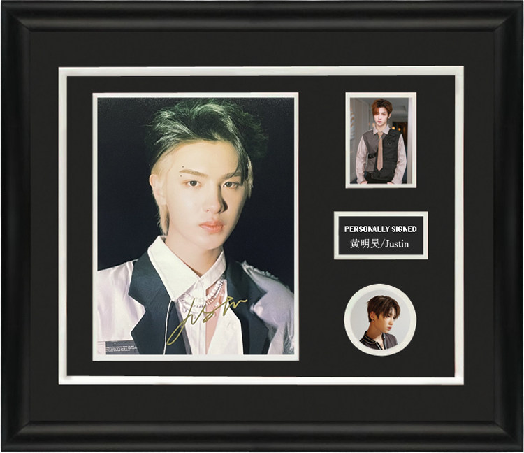 收藏 黄明昊justin nine percent 亲笔签名照片裱框 含证书