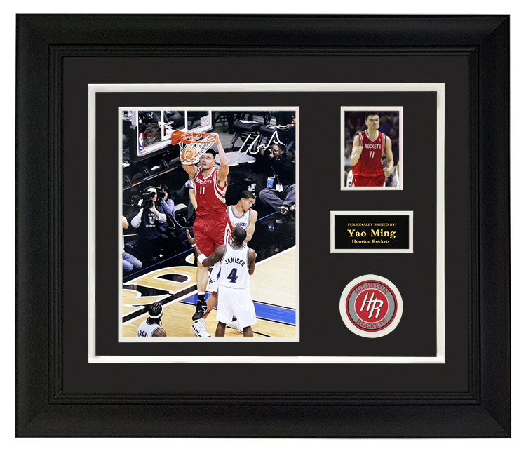 休斯顿火箭队 yao姚明亲笔签名照片 装裱 带证书 收藏