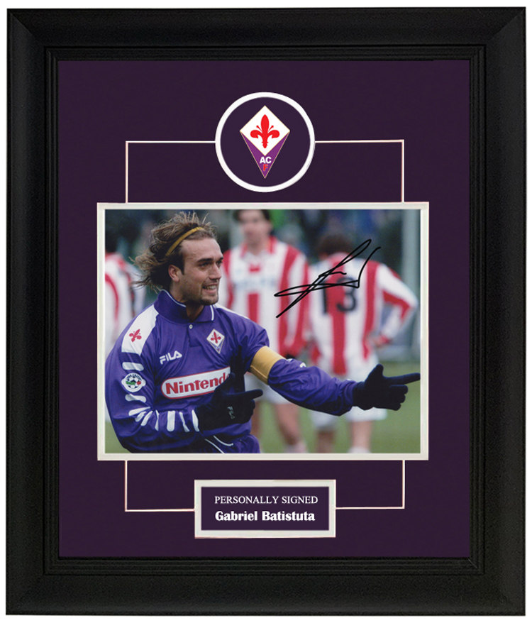 收藏 战神巴蒂斯图塔 亲笔签名照片裱框 含sa证书 紫百合 batigol