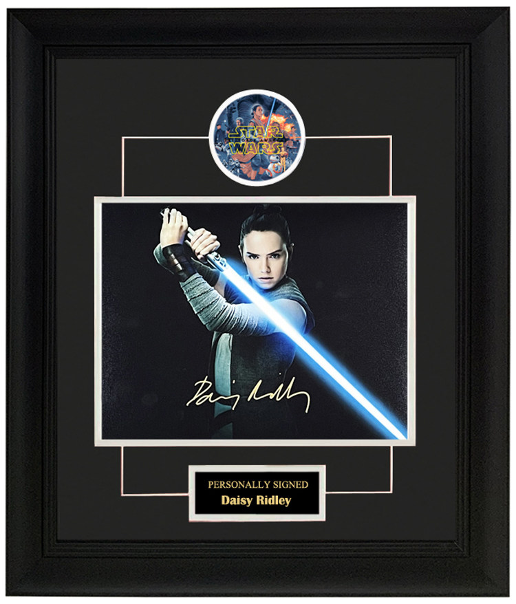 收藏 黛茜雷德利 亲笔签名照片裱框 含sa证书 星球大战原力觉醒