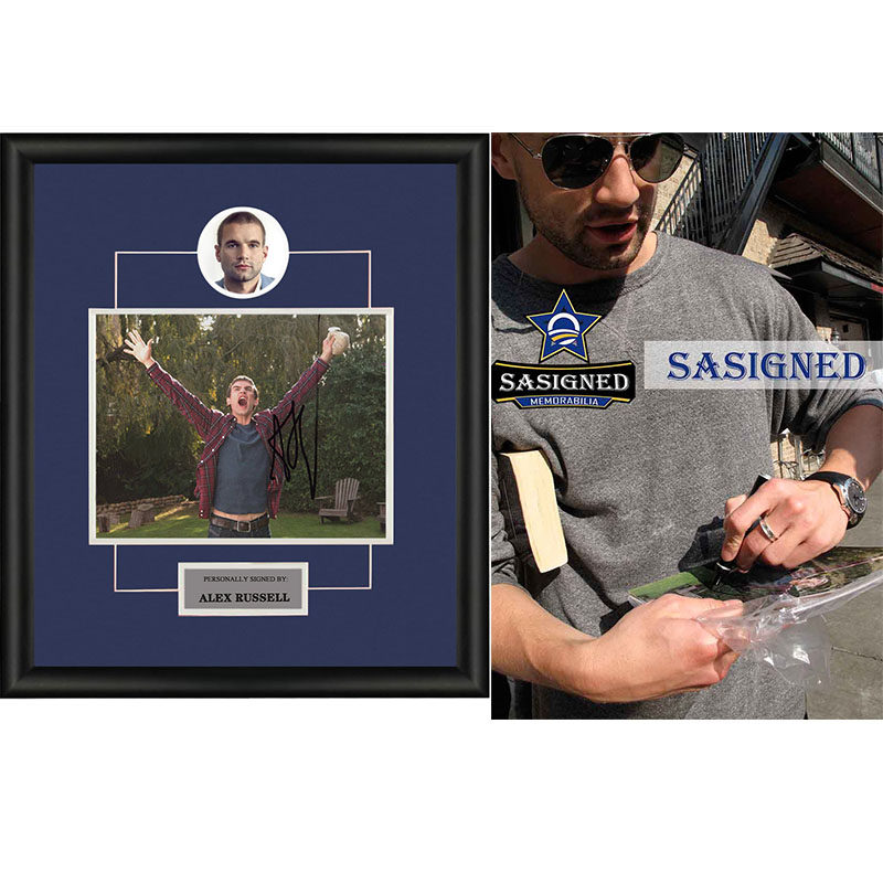 亚历克斯·罗素 亲笔签名照片裱框 含sa证书 sa proof