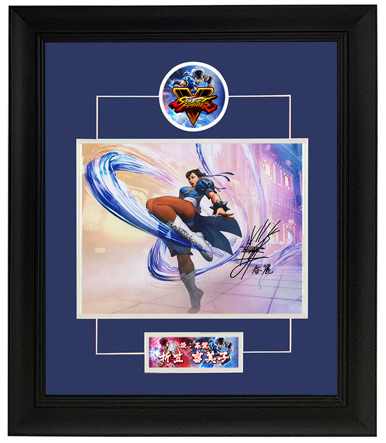 折笠富美子 街头霸王5春丽声优配音 亲笔签名照片裱框含sa证书