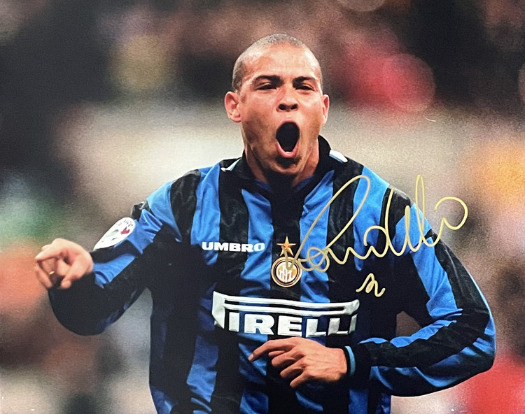 收藏 大罗 罗纳尔多 亲笔签名 照片裱框 含sa证书 国际米兰时期