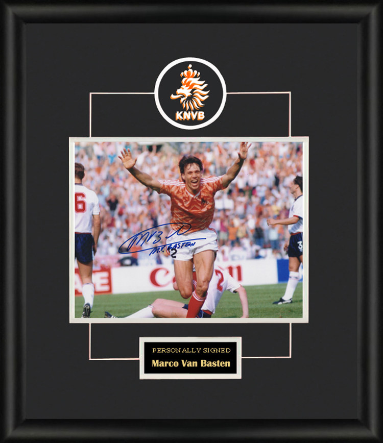 收藏 范巴斯滕 亲笔签名 照片裱框 含sa证书 荷兰三剑客