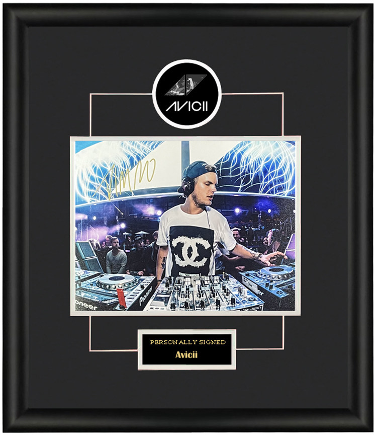 收藏 艾维奇 avicii 瑞典dj 亲笔签名 照片裱框 含sa证书