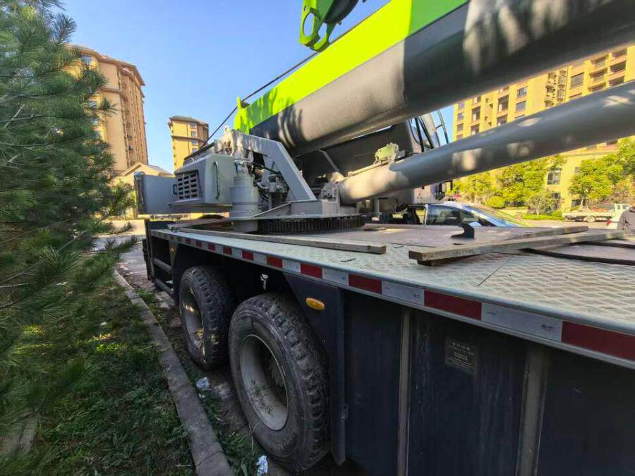 4月5日张家界豫CM5127的中联牌重型非载货专项作业车网络拍卖公告