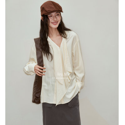 RESS韩系结构设计感V领女衬衫