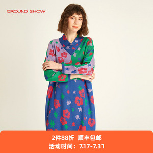 Ground Show/阁兰秀提花针织连衣裙拼接撞色V领A字毛衣裙中长款