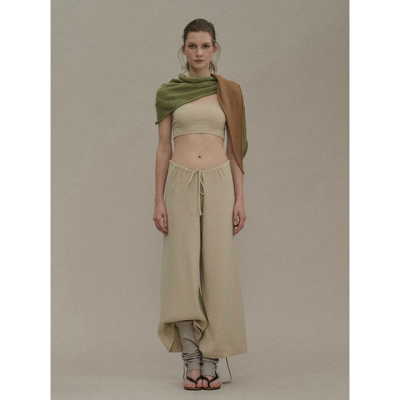 o cloche code 25AW秋冬新品 底边绞花短款羊毛针织纯色百搭上衣