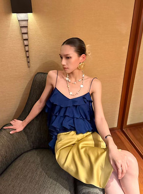 JACQUES WEI 26SS春夏新品 荷叶边拼接蕾丝吊带女不规则下摆上衣