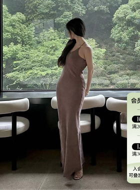 Deplumer 法式吊带连衣裙铜氨丝复古气质露背显瘦斜裁礼服裙长裙