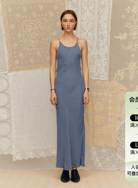 Deplumer 25SS新品 法式吊带连衣裙铜氨丝露背斜裁修身显瘦长裙